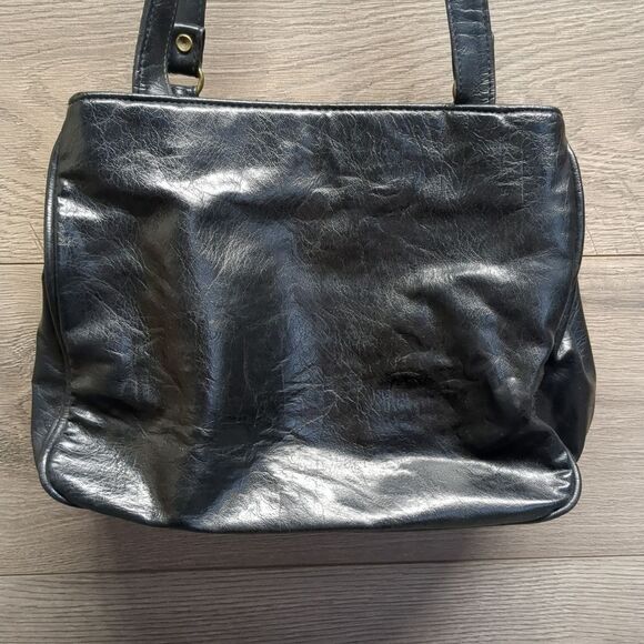 Classics Black Shoulder Bag Purse Women's - Picture 6 of 12